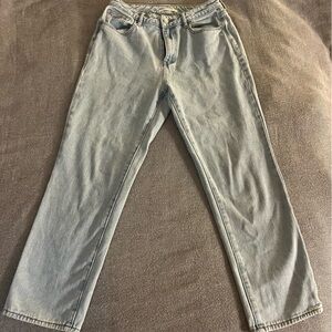 Pacsun Mom Jeans woman’s light wash - Size 27